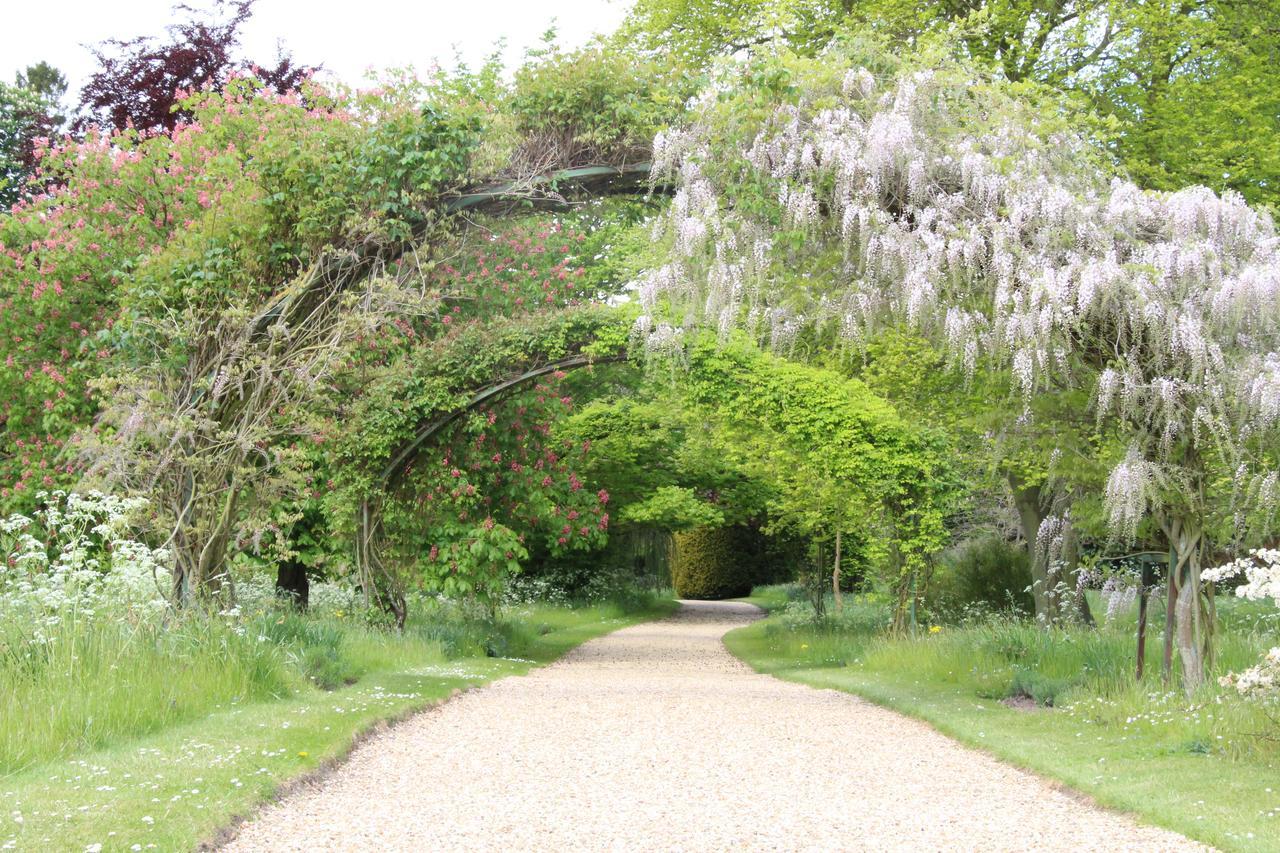 Chippenham Park Garden Rooms Buitenkant foto